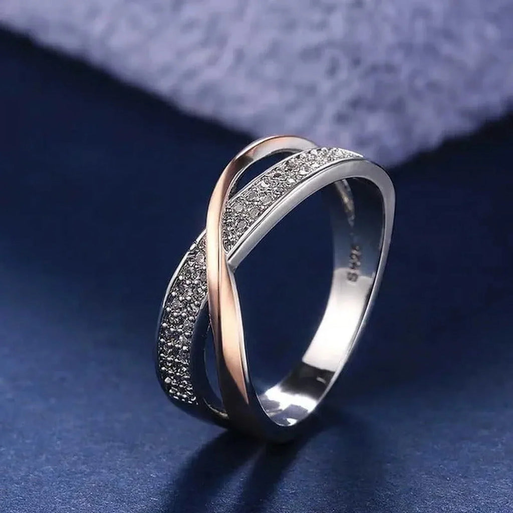 Kingladies White Sapphire Gold Valen Rose Ring Cross Ladies Ring Fashion Delysia