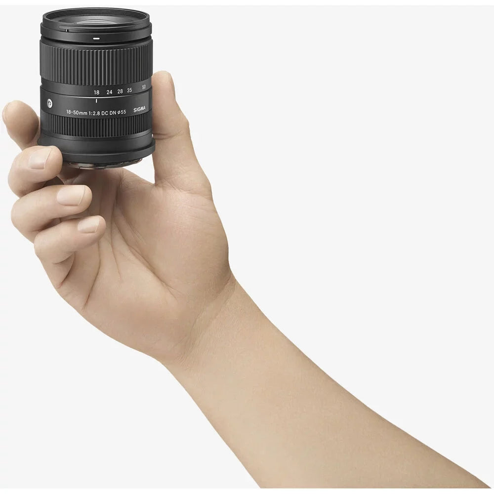 DN 585965 Contemporary f/2.8 - 18-50mm Lens Sigma E DC for