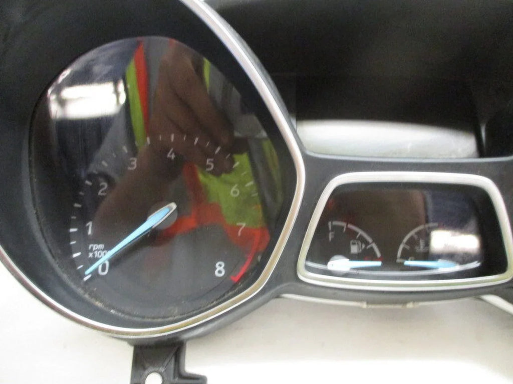 LKQ Escape Speedo MPH 35K OEM (Good) 2018 Cluster Pre-Owned Speedometer