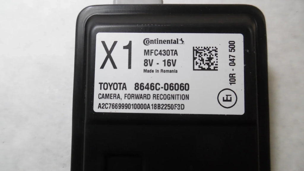View 2019 Toyota Lane Camry 8646C-06060 (Good) Warning Pre-Owned OEM Departure Camera Front