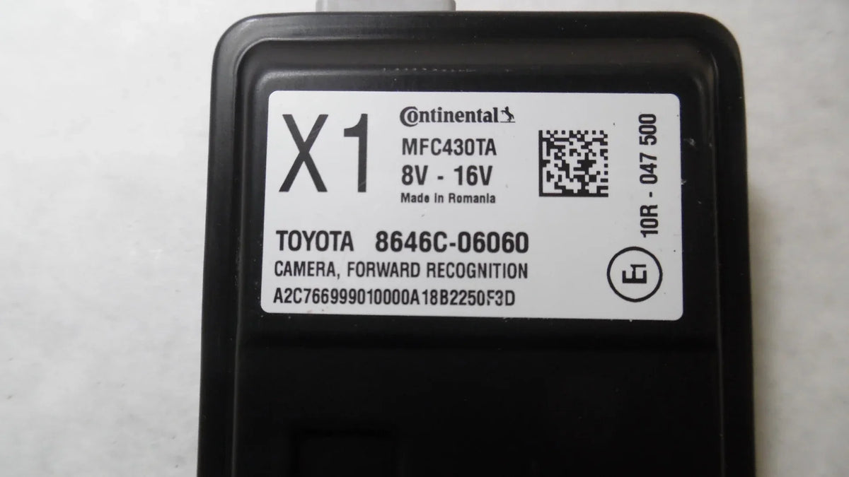 View 2019 Toyota Lane Camry 8646C-06060 (Good) Warning Pre-Owned OEM Departure Camera Front