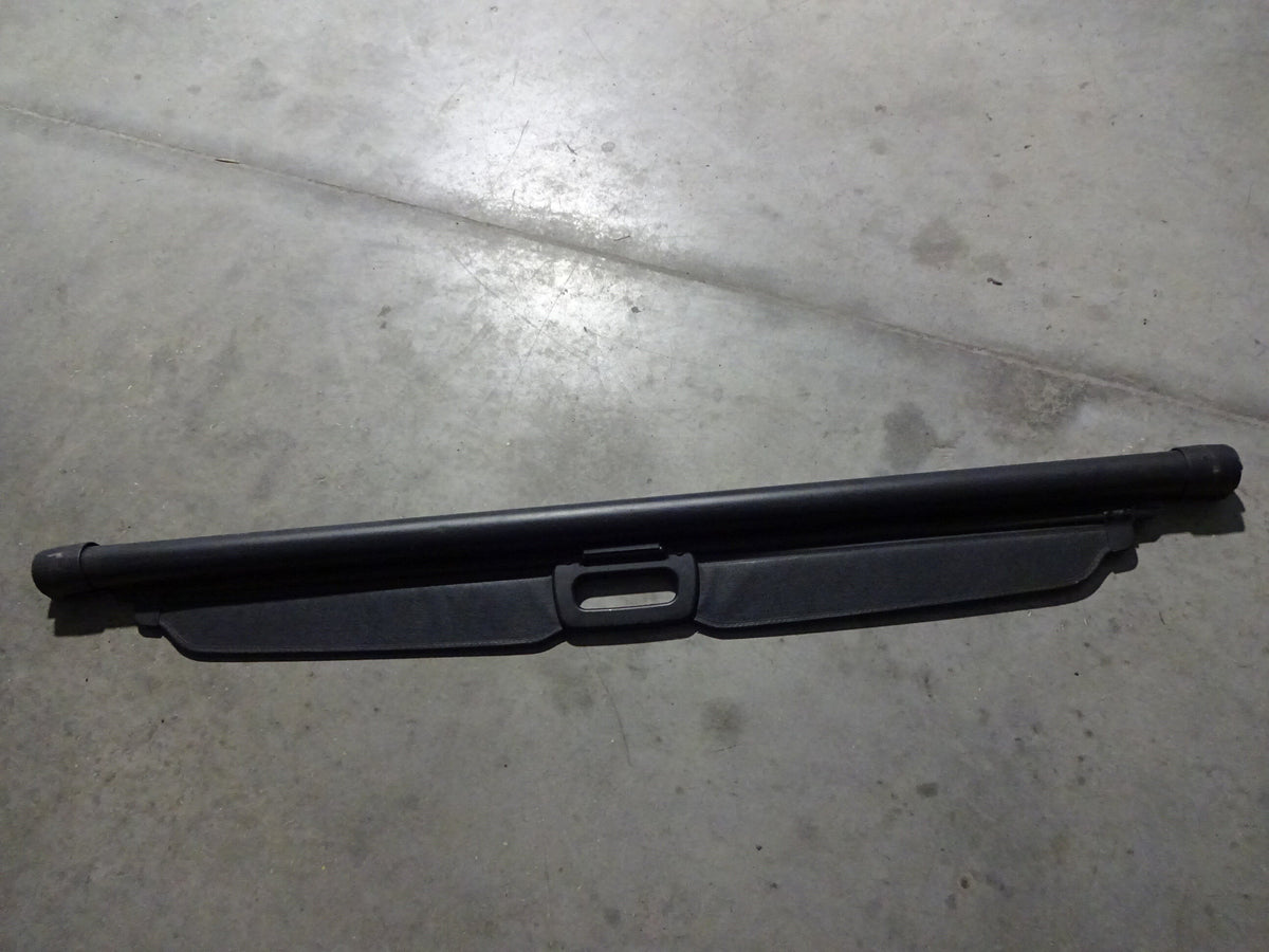 OEM Black Cherokee (Good) Grand Rear Jeep Cargo Cover 2009 Pre-Owned