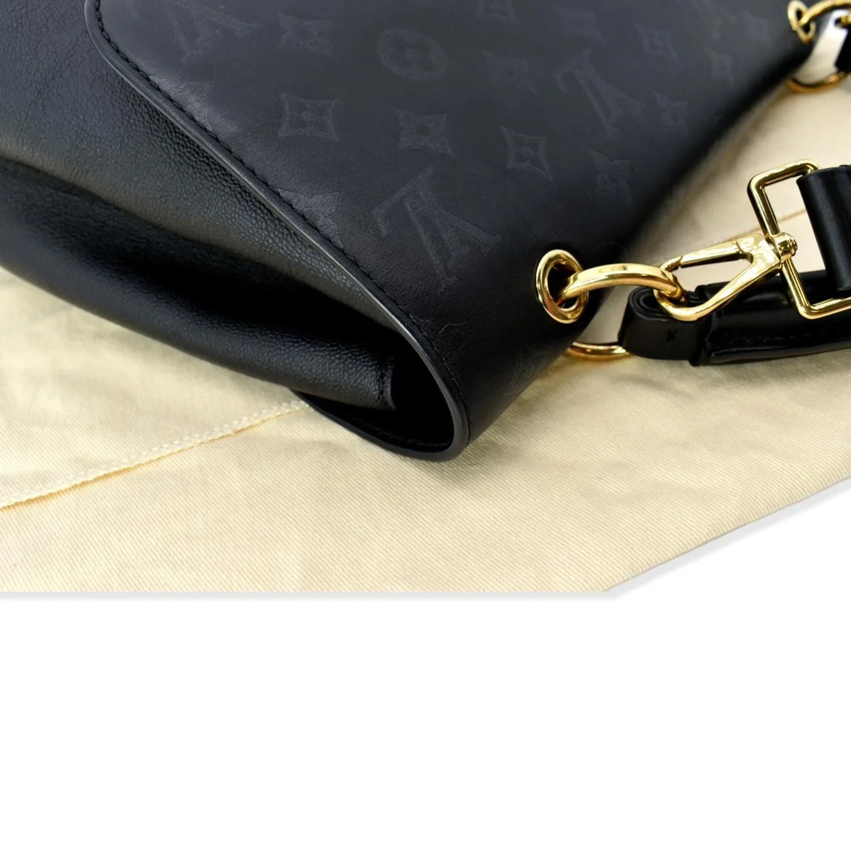 One Shoulder Monogram Leather Bag Black Very Pre-owned Handle