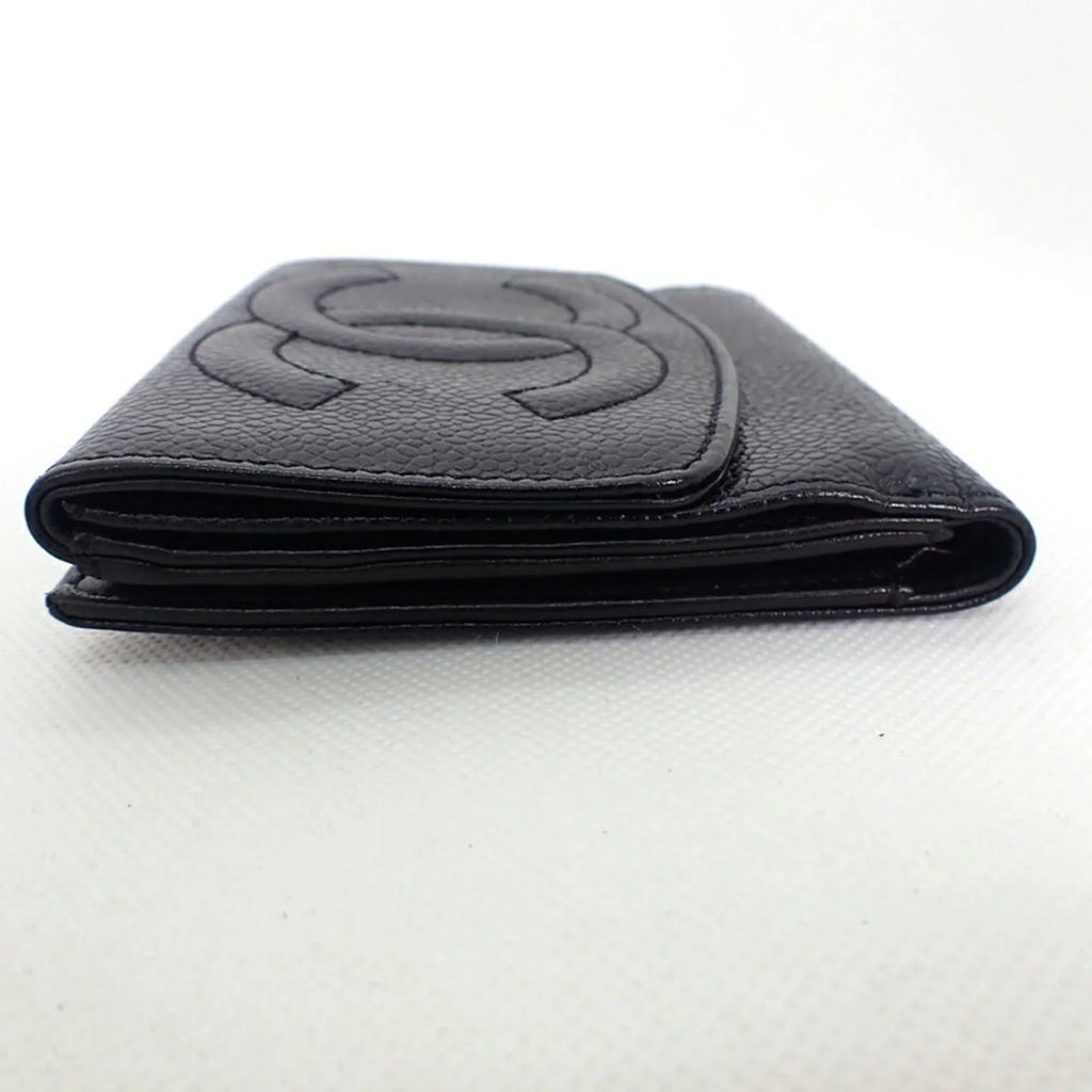 Pre-Owned trifold caviar skin (Good) black wallet
