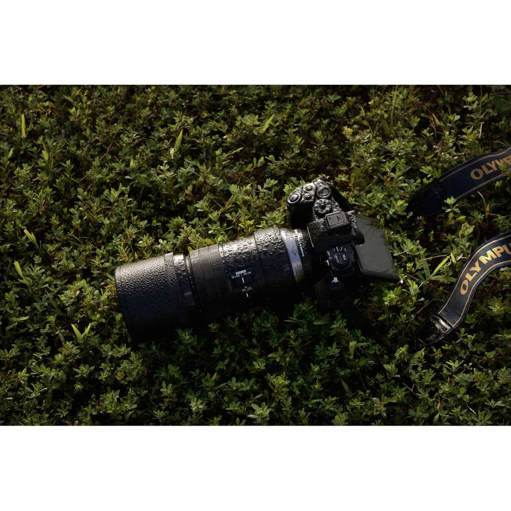 Cameras Digital 300mm Lens, M.Zuiko Micro Thirds PRO F4.0 OLYMPUS ED Four for