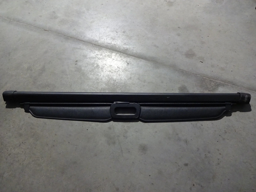 OEM Black Cherokee (Good) Grand Rear Jeep Cargo Cover 2009 Pre-Owned