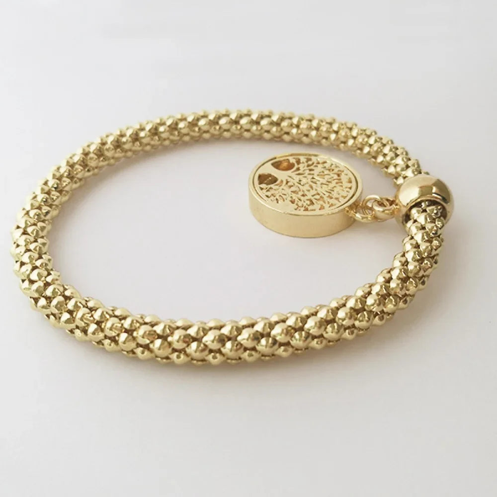 pendant jewelry hotel round luxury burj en chain al-arab bracelet dubai