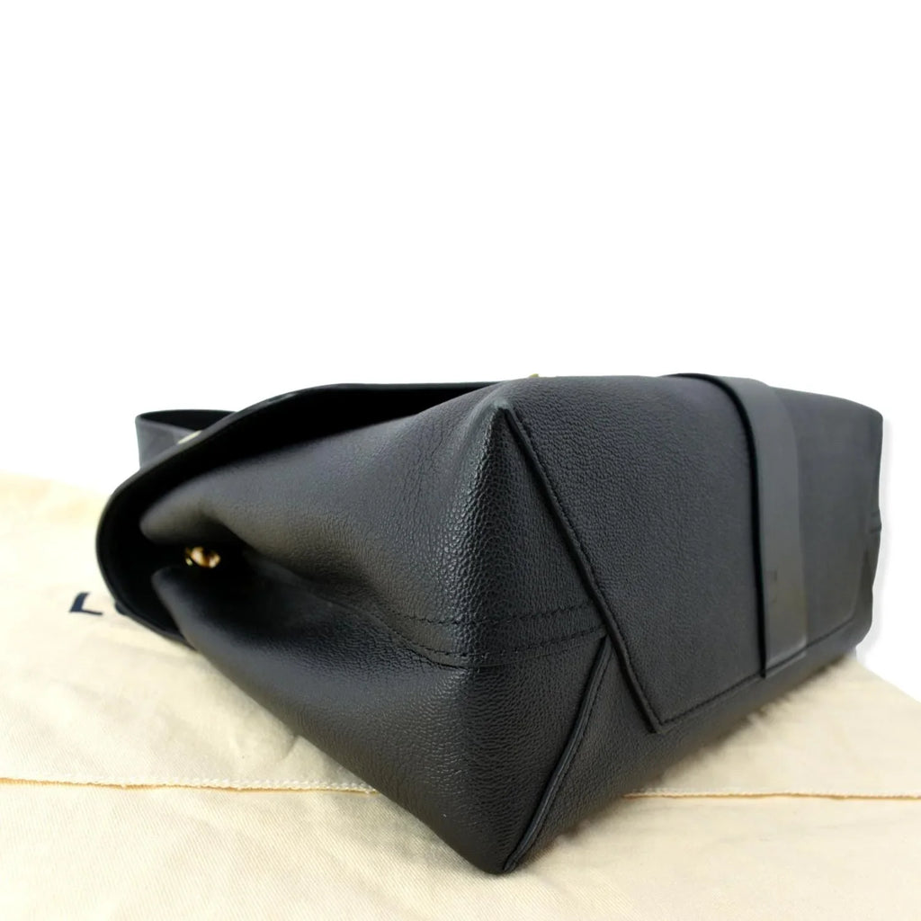 One Shoulder Monogram Leather Bag Black Very Pre-owned Handle