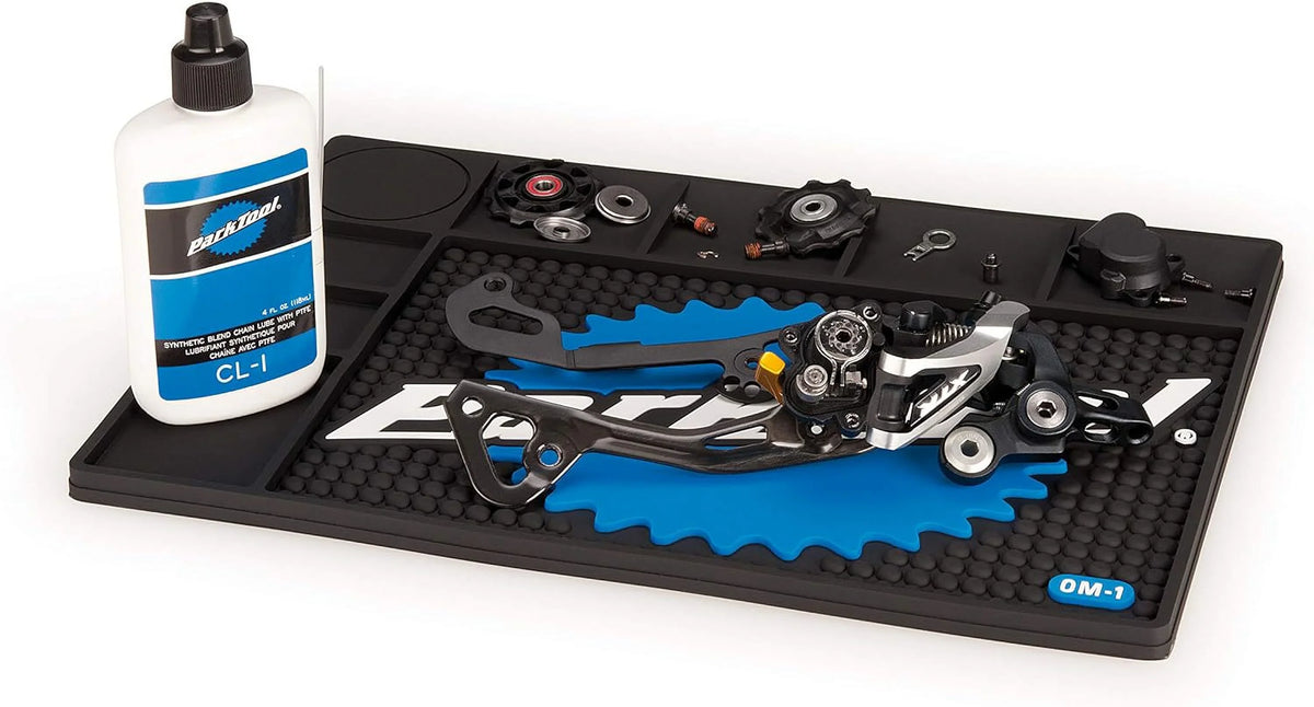 and Bench Durable OM-1 dividers Small Tool with Rubber Mat PVC Park pockets