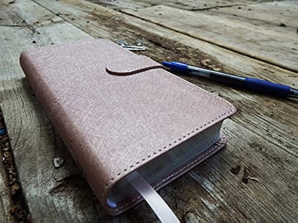 Pocket Thinline Print Niv, Snap (Other) Letter, Bible, Closure, Leathersoft, Pink, Comfort Red